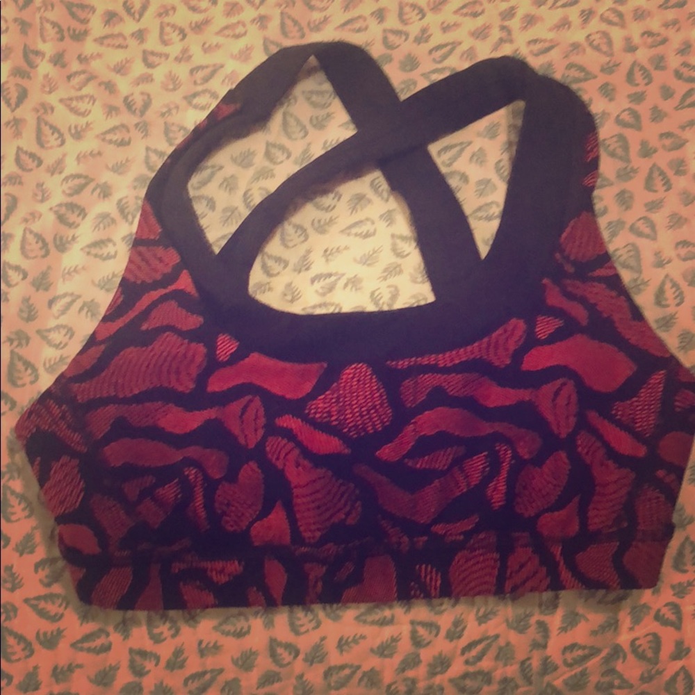 Sports bra